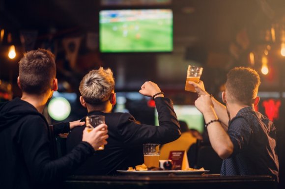 Privatiser salle de restaurant pour un anniversaire à Mogneneins
